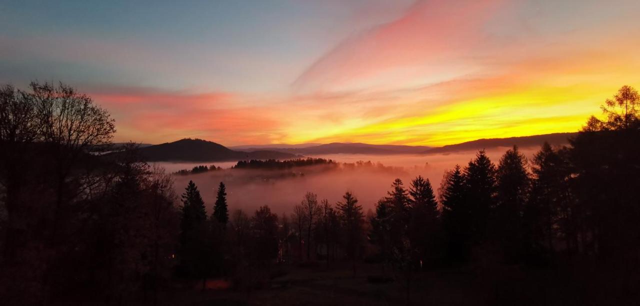 Parkhotel Smržovka Buitenkant foto